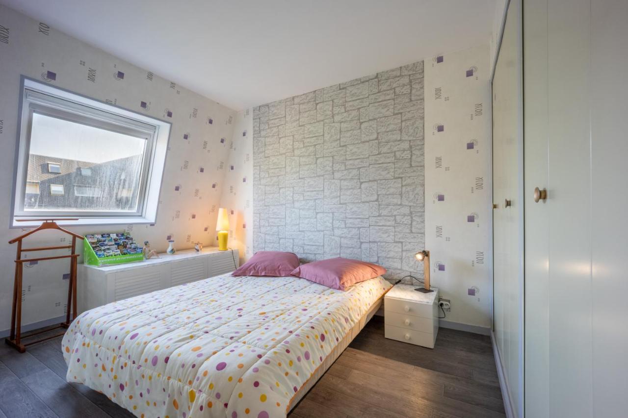 Le Pavois - appartement à 50 mètres de la mer Bernières-sur-Mer Extérieur photo