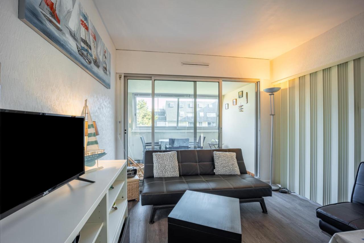 Le Pavois - appartement à 50 mètres de la mer Bernières-sur-Mer Extérieur photo